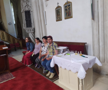 Aktuality / Návšteva kostola a milé posedenie na fare - foto